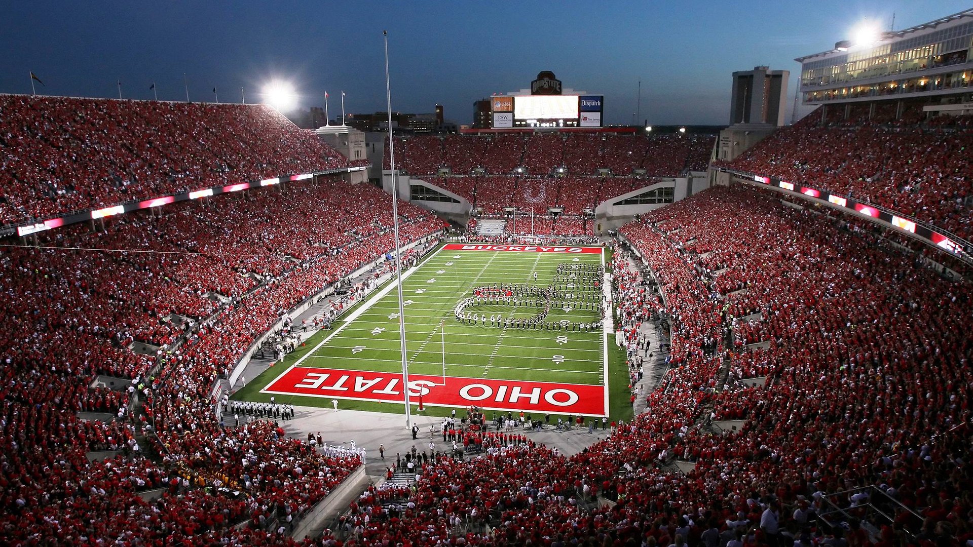 中国足球国家队战术执行力显著提升，国足技战术